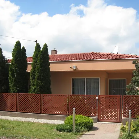 Bokreta Ueduelo 4*